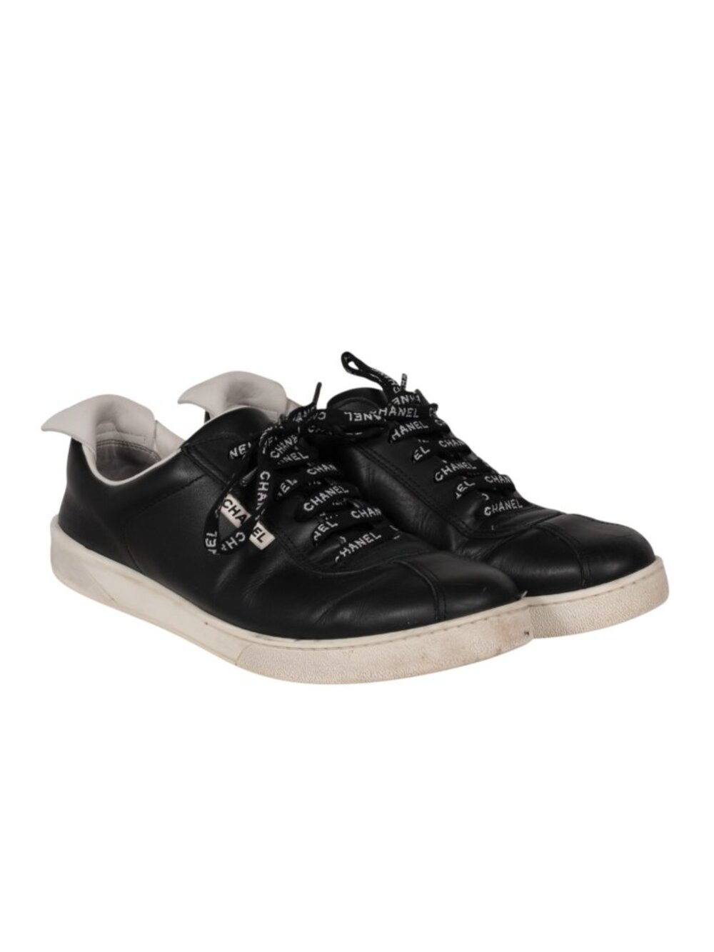 Chanel CC Logo Trainer Size IT42 US9 Low Top Sneakers Black White Leather